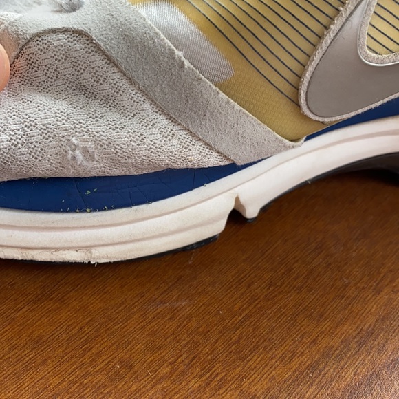 Men's Nike running shoes - Picture 3 of 9